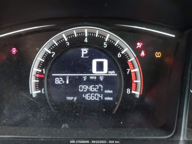 SHHFK7H2XJU425584 Honda Civic Hatchback Lx