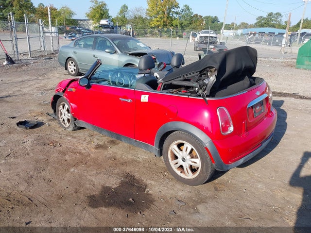 2006 MINI COOPER WMWRF33516TG15467 Photo 2