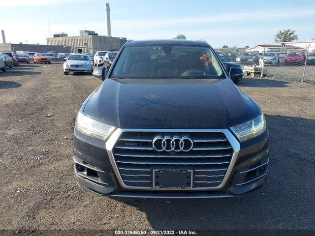 WA1VAAF72JD001717 Audi Q7 Prestige