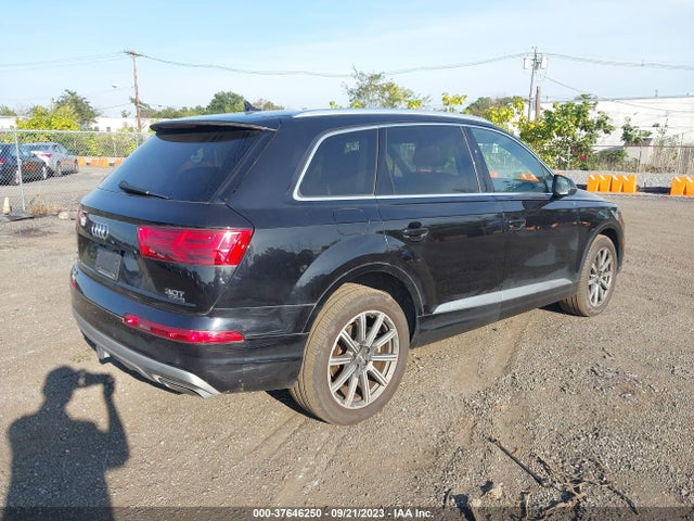 WA1VAAF72JD001717 Audi Q7 Prestige