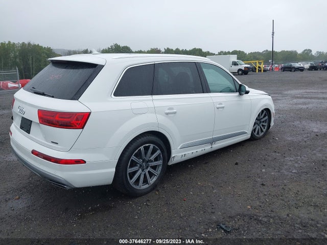 WA1AHAF7XHD058235 Audi Q7 PREMIUM