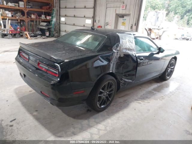 2021 DODGE CHALLENGER 2C3CDZKGXMH597633 Photo 3