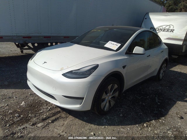 Tesla Model Y Long Range 2020 5YJYGDEE6LF024898 Image 2
