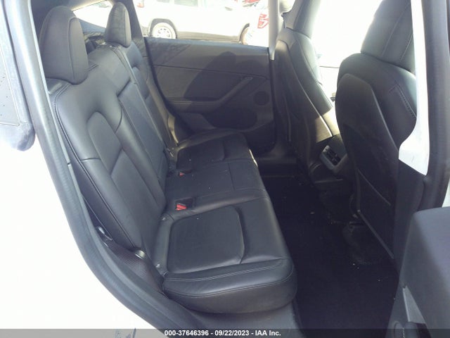 Tesla Model Y Long Range 2020 5YJYGDEE6LF024898 Image 8