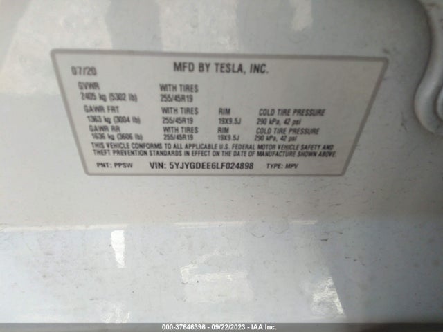 Tesla Model Y Long Range 2020 5YJYGDEE6LF024898 Image 9