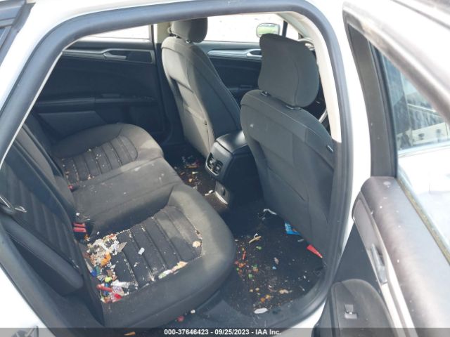 3FA6P0LU3KR226126 Ford Fusion Hybrid Se