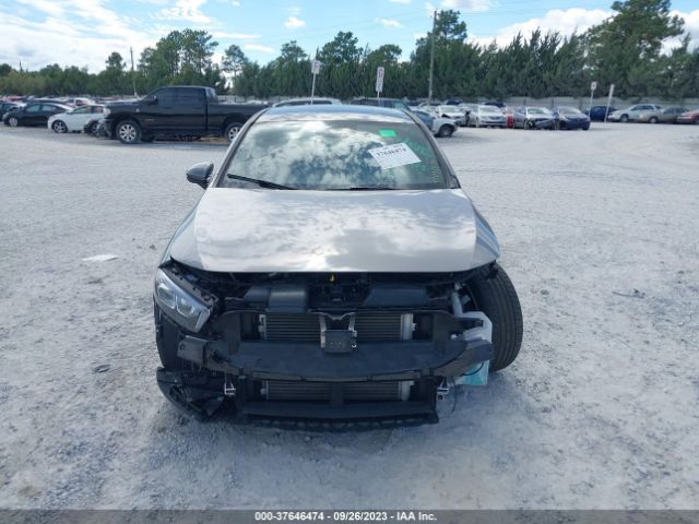 WDD3G4EB6KW017434 Mercedes-Benz A-class A 220
