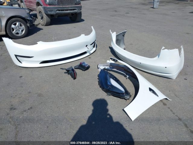 5YJ3E1EA9NF249184 Tesla MODEL 3