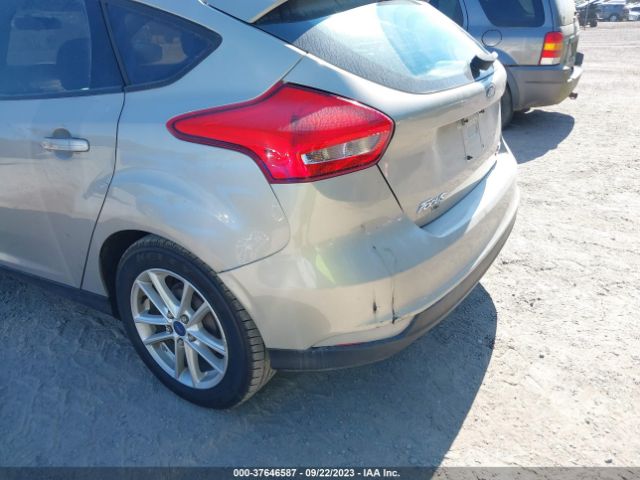 1FADP3K22GL213690 Ford FOCUS SE