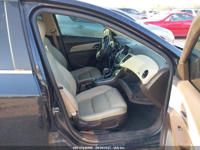 Chevrolet Cruze 2lt 2014 1G1PE5SB2E7430549 Image 5