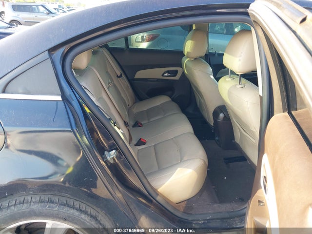 Chevrolet Cruze 2lt 2014 1G1PE5SB2E7430549 Image 8