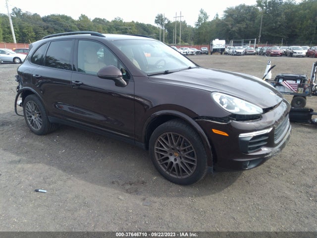 2017 PORSCHE CAYENNE WP1AA2A29HKA87697 Photo 0