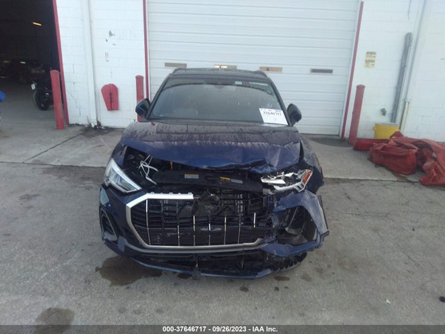 WA1EECF39P1028453 Audi Q3 S Line Premium Plus