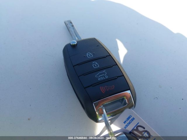 KNDJP3A55F7201310 KIA SOUL +