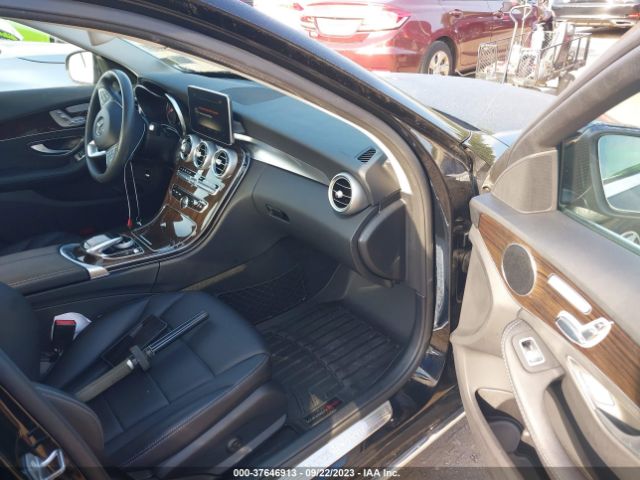 55SWF4KB7JU234636 Mercedes-Benz C-class C 300
