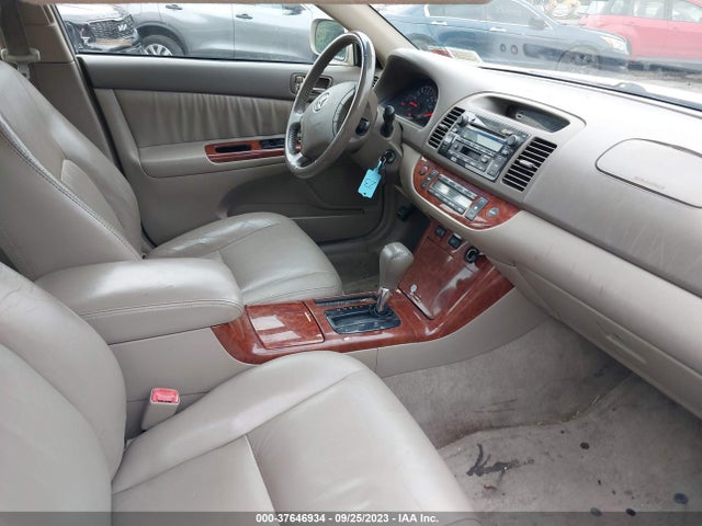 2005 TOYOTA CAMRY 4T1BE30K45U381389 Photo 4
