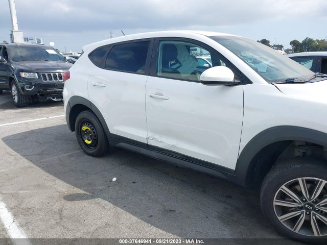 2018 HYUNDAI TUCSON SE VIN: KM8J23A44JU670058