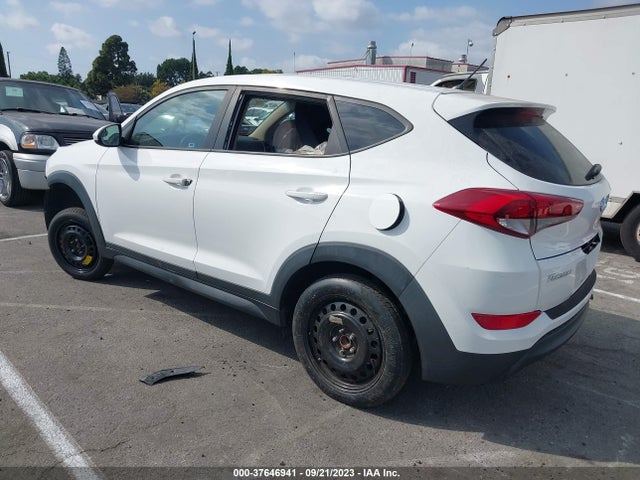 2018 HYUNDAI TUCSON SE VIN: KM8J23A44JU670058
