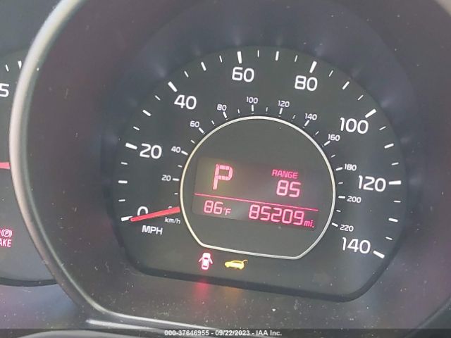 KNDJP3A50J7889810 KIA SOUL +