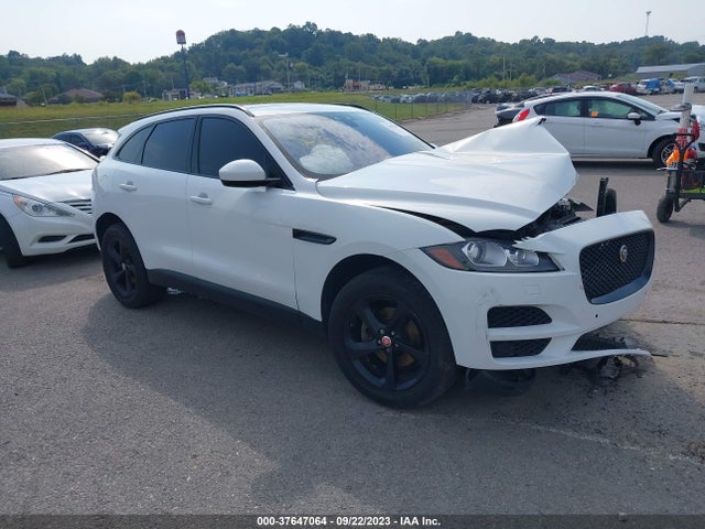 2018 JAGUAR F-PACE SADCJ2FX0JA266113 Photo 0