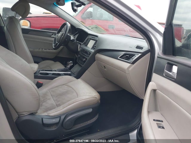 2017 HYUNDAI SONATA SPORT VIN: 5NPE34AF3HH439814