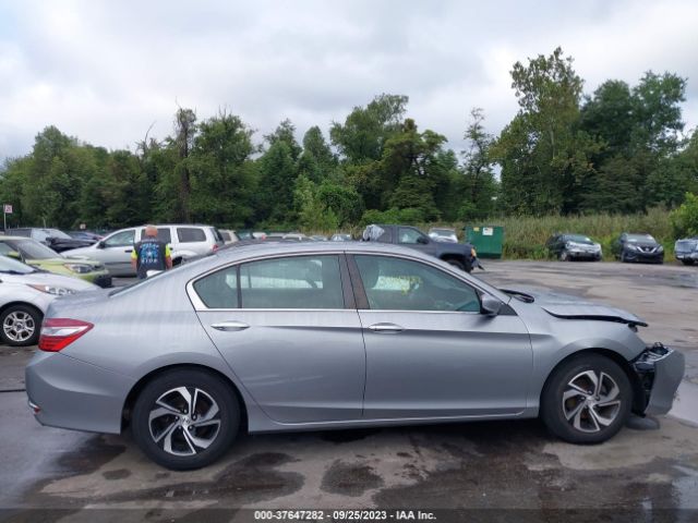 1HGCR2F38HA229274 Honda Accord Sedan Lx