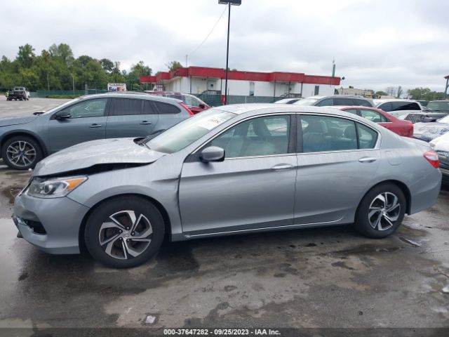 1HGCR2F38HA229274 Honda Accord Sedan Lx