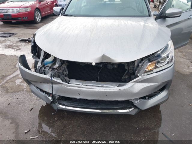 1HGCR2F38HA229274 Honda Accord Sedan Lx