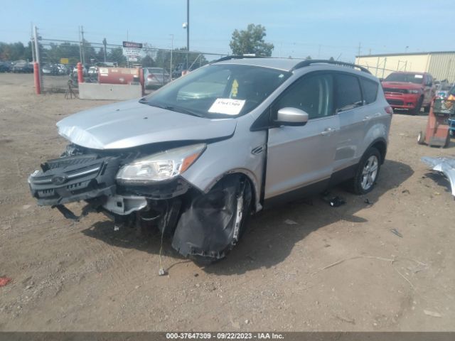 1FMCU0GX9EUD34804 Ford ESCAPE SE