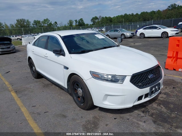 2017 1FAHP2L84HG145594 main image