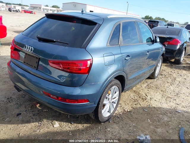 WA1BCCFS3JR015481 Audi Q3 Premium/sport Premium