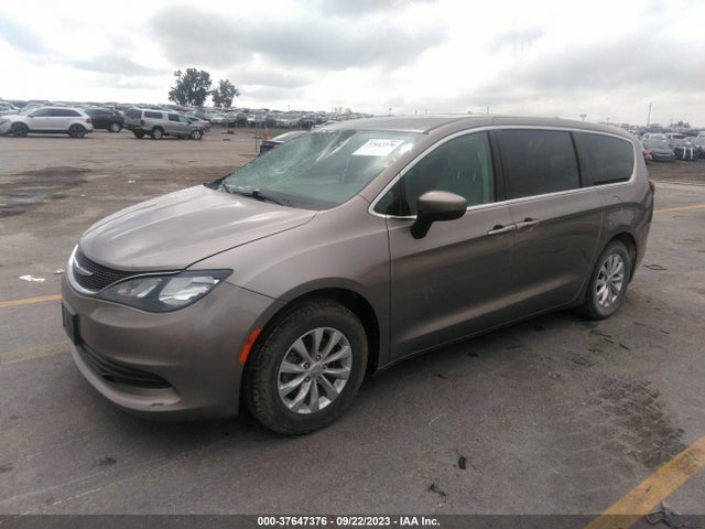 2C4RC1DGXHR541263 Chrysler Pacifica Touring
