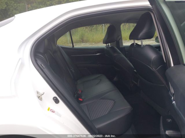 4T1B11HK2JU078092 Toyota CAMRY SE