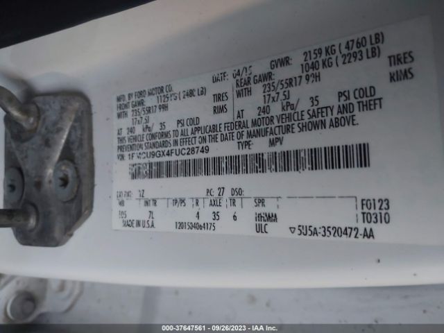 1FMCU9GX4FUC28749 Ford ESCAPE SE