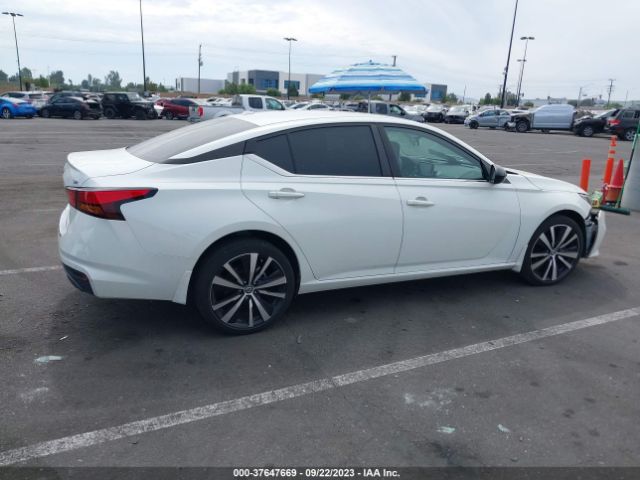 1N4BL4CV0NN339422 Nissan Altima 2.5 Sr