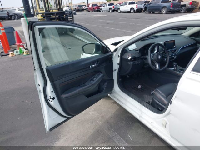 1N4BL4CV0NN339422 Nissan Altima 2.5 Sr