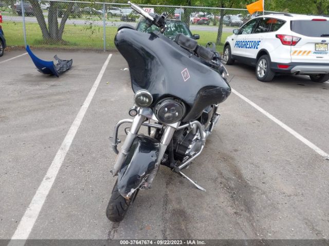 2010 HARLEY-DAVIDSON FLHX 1HD1KB412AB671168 Photo 4