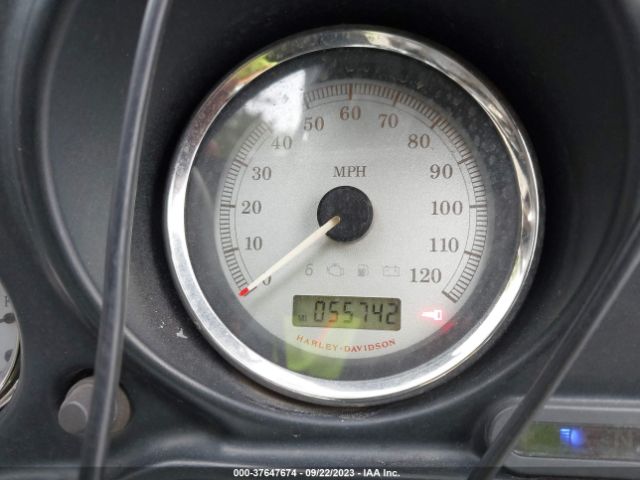 2010 HARLEY-DAVIDSON FLHX 1HD1KB412AB671168 Photo 6