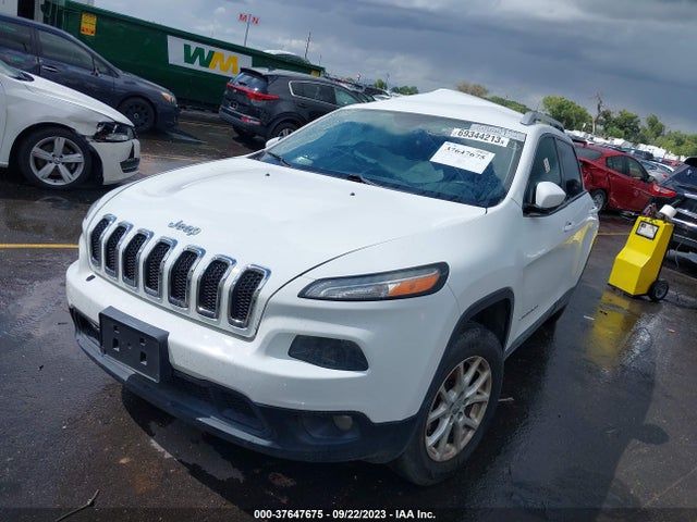 1C4PJMCS5FW504677 Jeep Cherokee Latitude