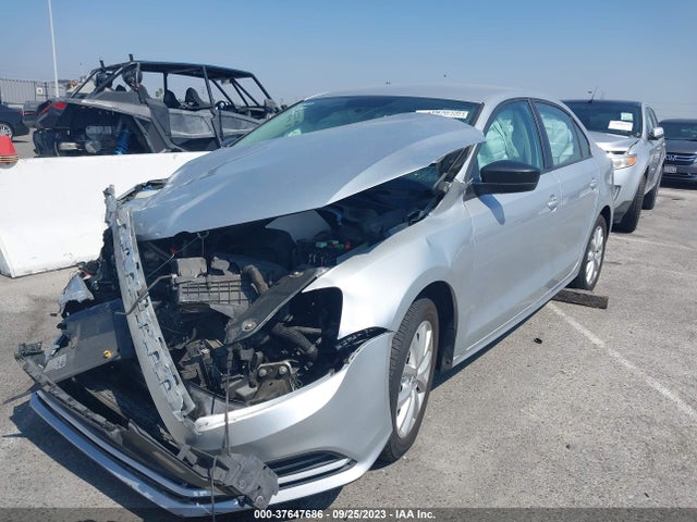 3VWD17AJ5FM296862 Volkswagen Jetta Sedan 1.8t Se
