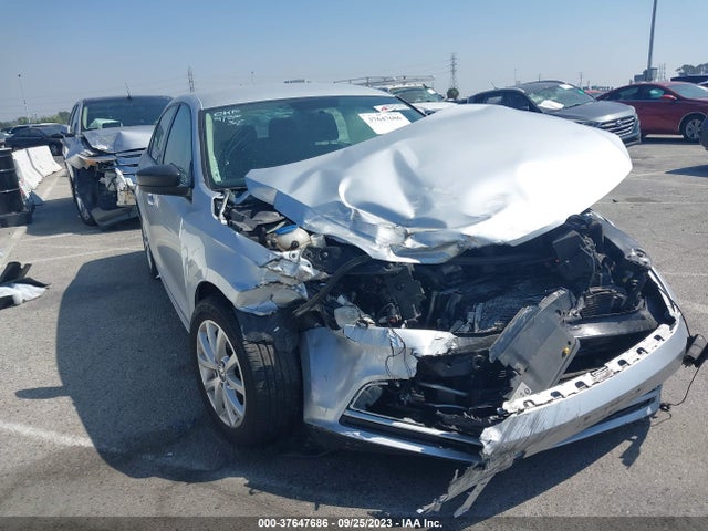 3VWD17AJ5FM296862 Volkswagen Jetta Sedan 1.8t Se