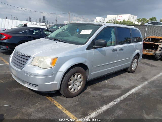 2008 CHRYSLER TOWN & COUNTRY LX VIN: 2A8HR44H18R606062