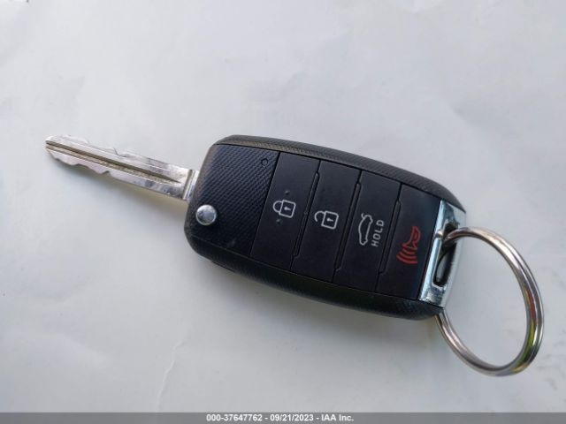 KNAFX4A8XE5079427 KIA FORTE EX