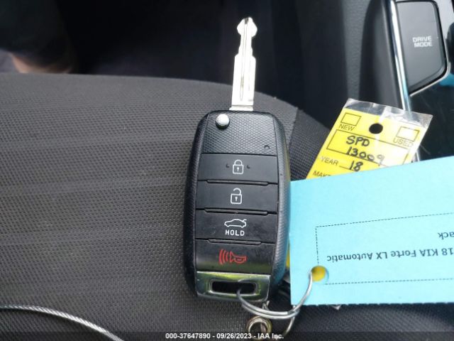 3KPFL4A71JE219529 KIA FORTE S
