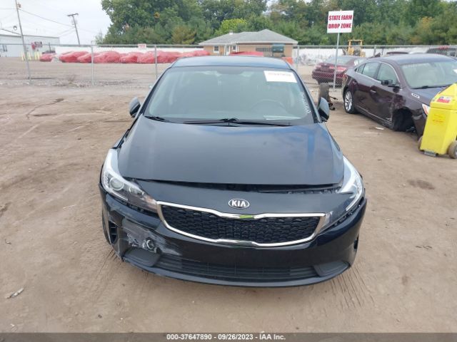 3KPFL4A71JE219529 KIA FORTE S