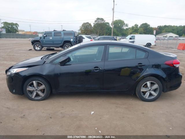 3KPFL4A71JE219529 KIA FORTE S