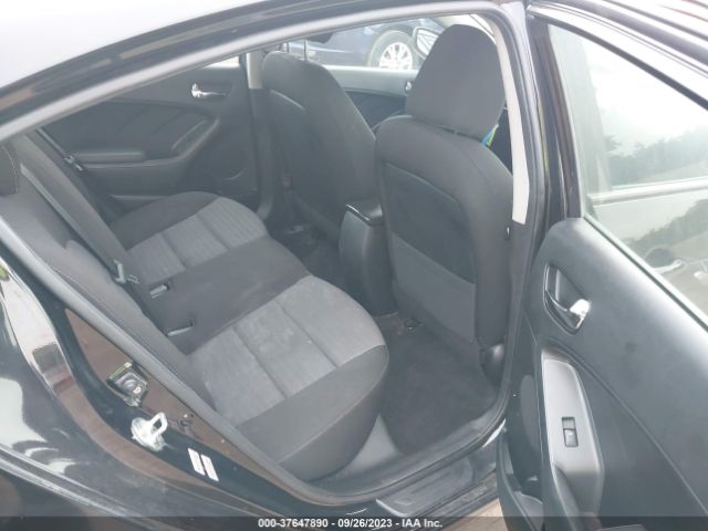 3KPFL4A71JE219529 KIA FORTE S