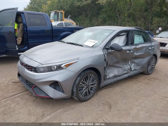 3KPF54AD7NE479746 KIA Forte Gt-line