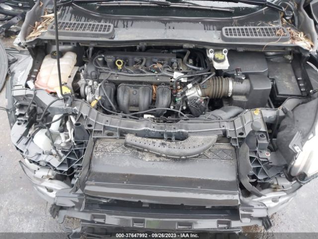 1FMCU0G72FUC86175 Ford ESCAPE SE