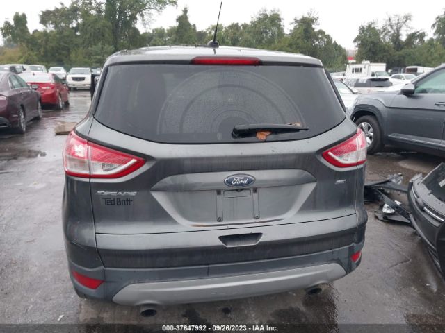 1FMCU0G72FUC86175 Ford ESCAPE SE